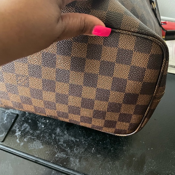 Louie Vuitton Neverfall - Picture 5 of 8